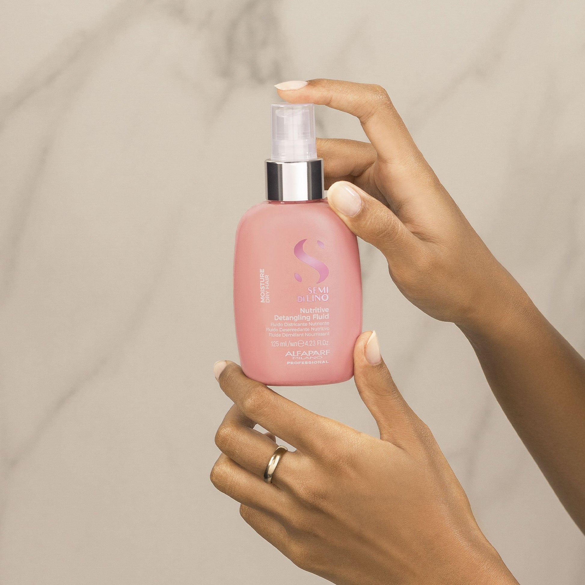 Alfaparf Milano Moisture Nutritive Detangling Fluid product image